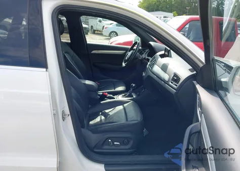 2017 Audi Q3 2.0T Premium z USA, uszkodzony, nr VIN WA1HCCFS4HR017356